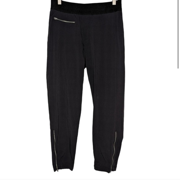 Athleta Black Mod Trekkie Crop Pants Ankle Zip Hiking Athletic v3. - Picture 3 of 12